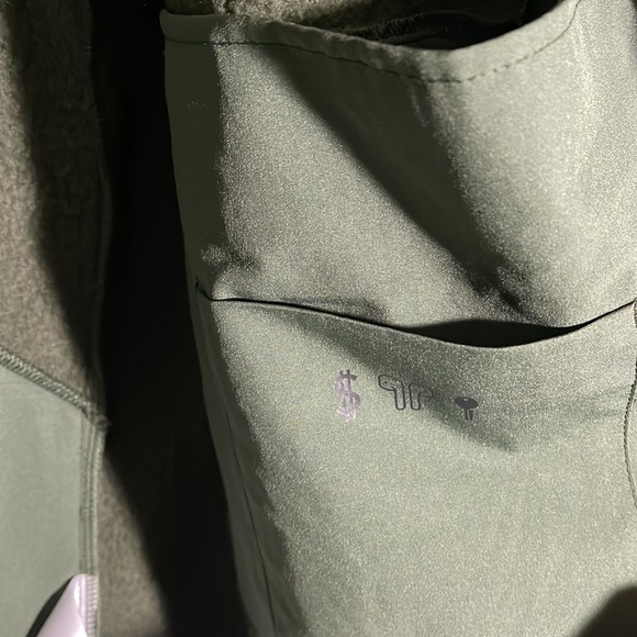 Figs On Shift Sweater knit Jacket zip up Size Small Green Sold out color - Picture 11 of 12